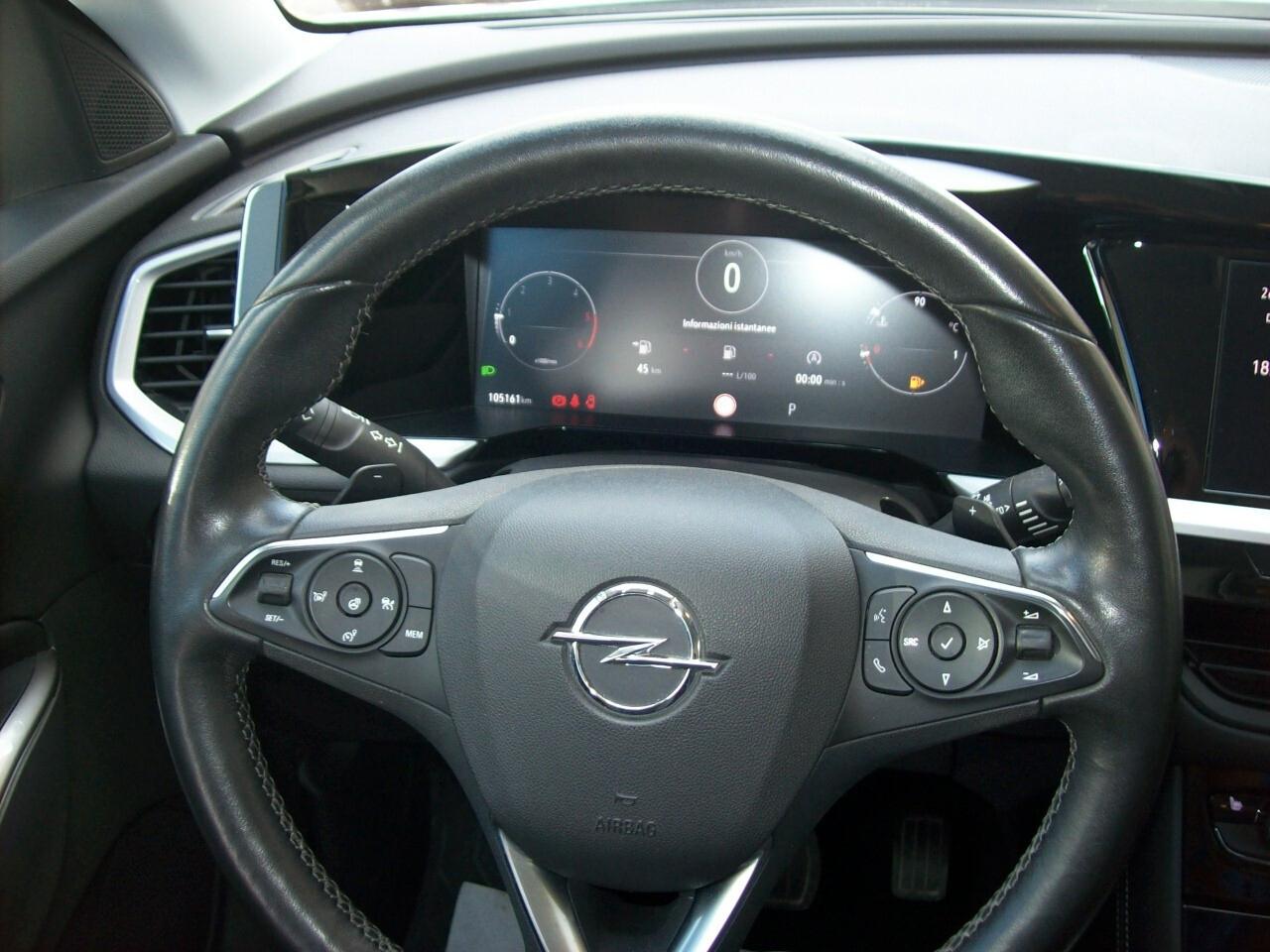 Opel Grandland 1.5 diesel Ecotec 130cv aut. Business Elegance