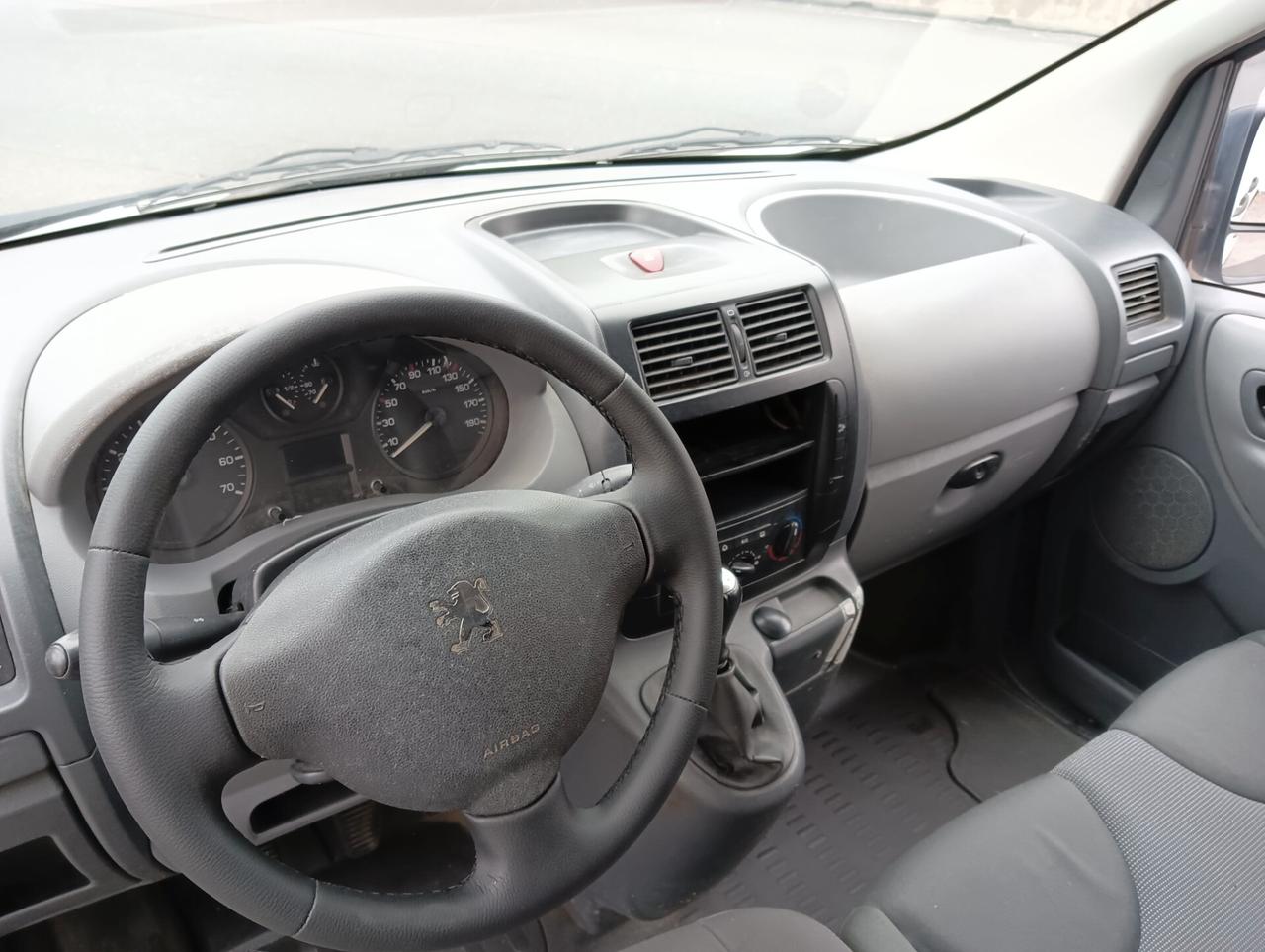 Peugeot Expert 1.6 HDi 90CV