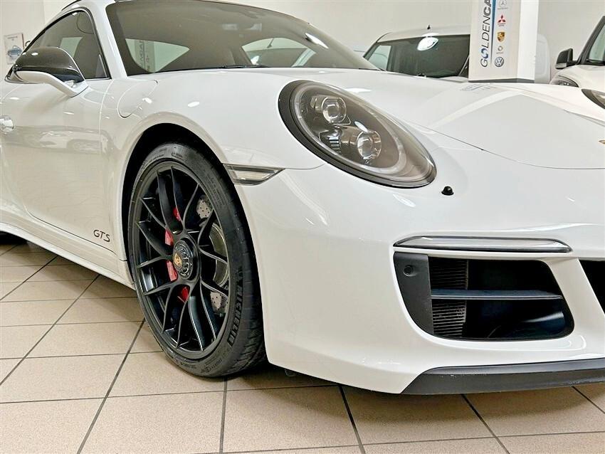 Porsche 911 3.0 Carrera GTS Coupé