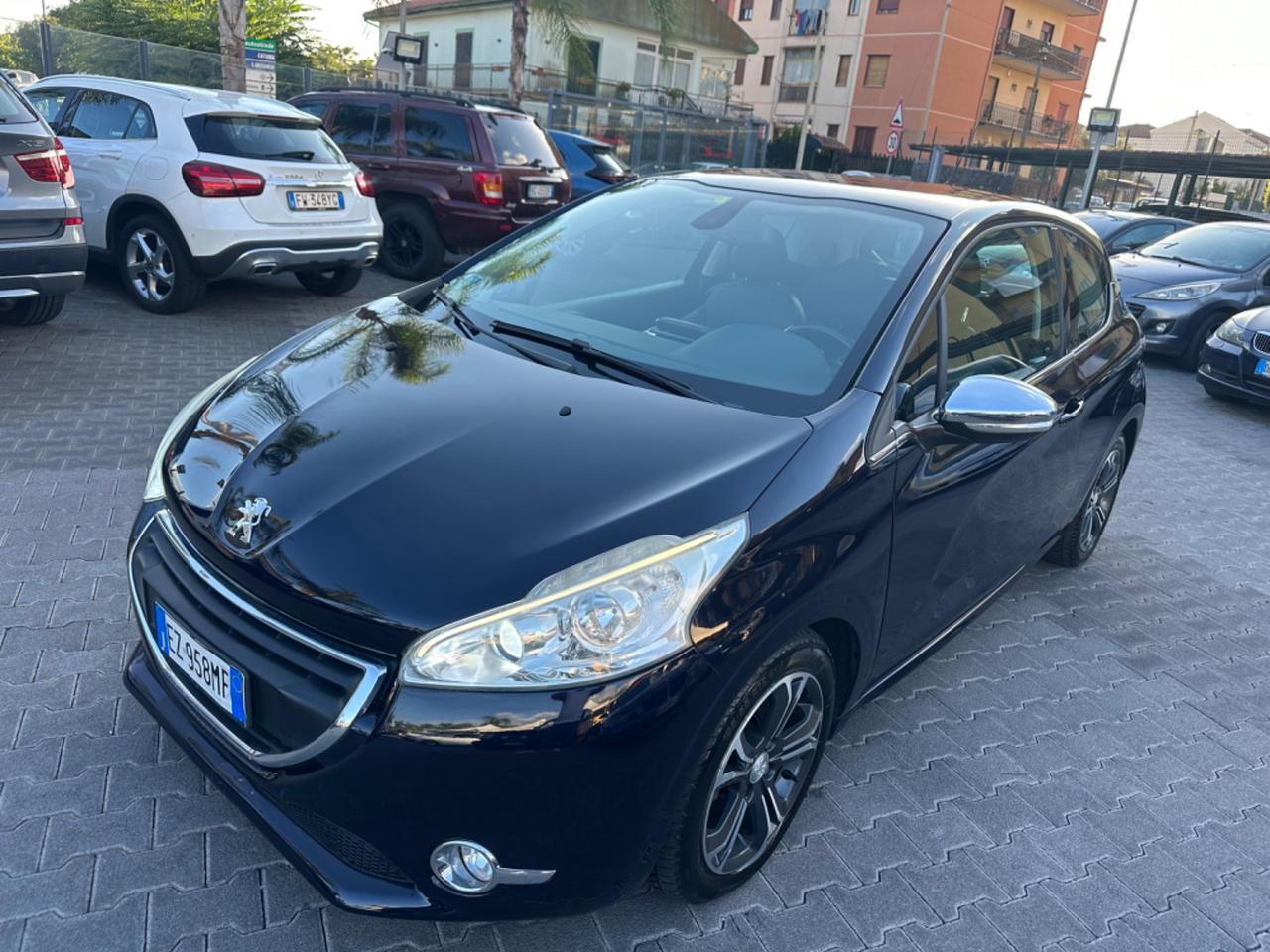 Peugeot 208 1.6 e-HDi 92 CV Allure