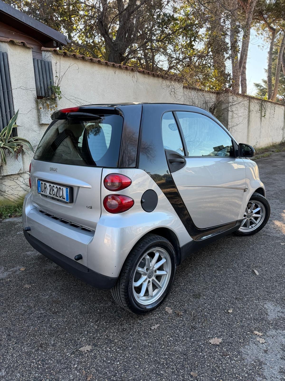 Smart ForTwo 800 33 kW coupé pulse cdi