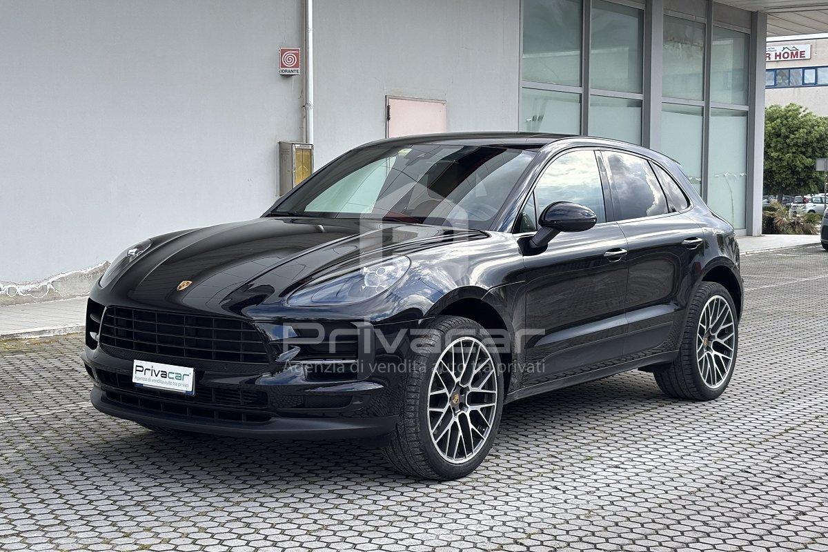 PORSCHE Macan 2.0