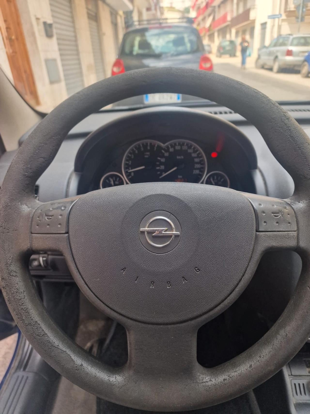 Opel Corsa 1.0i 12V cat 5 porte Edition