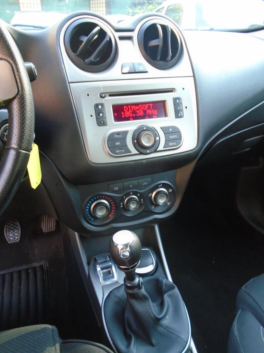 ALFA ROMEO MiTo'12 1.3 jtdm-2 BlackLine Collection 95cv