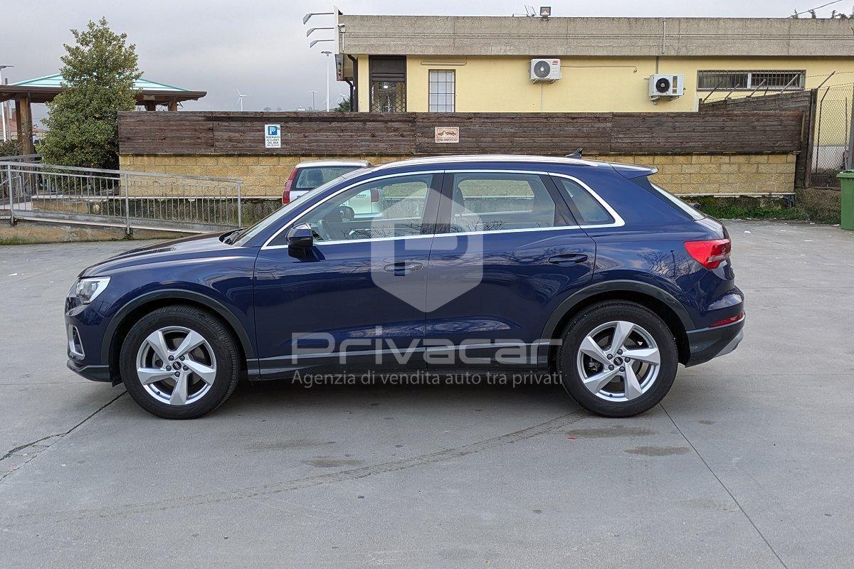 AUDI Q3 35 TDI S tronic Business Advanced