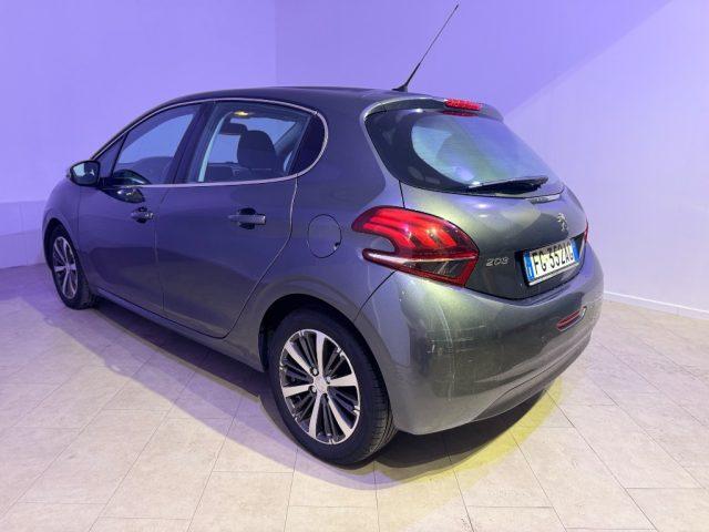 PEUGEOT 208 1° serie PureTech 82 5 porte Allure