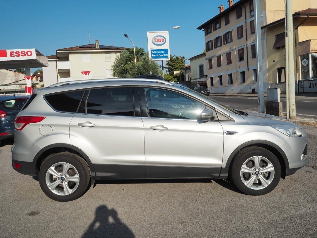Ford Kuga 2.0 TDCI 140 CV del 2014