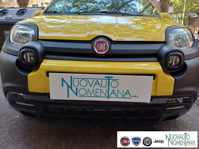 FIAT Panda Pandina Cross 1.0 FireFly Hybrid 5°P KM0