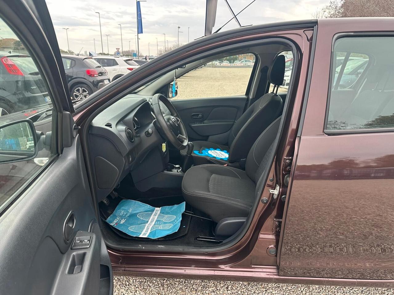 Dacia Sandero 1.0 SCe 12V 75CV Lauréate