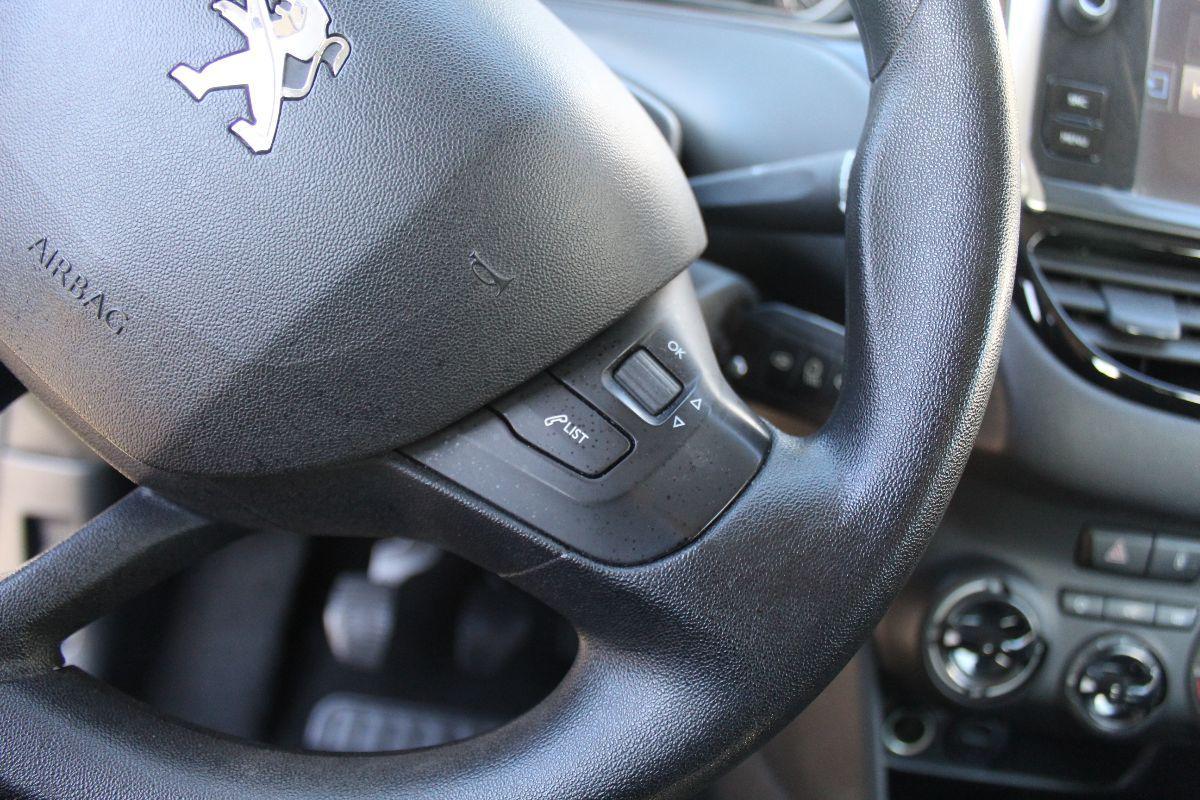 PEUGEOT - 208 - BlueHDi 75 5p. Allure