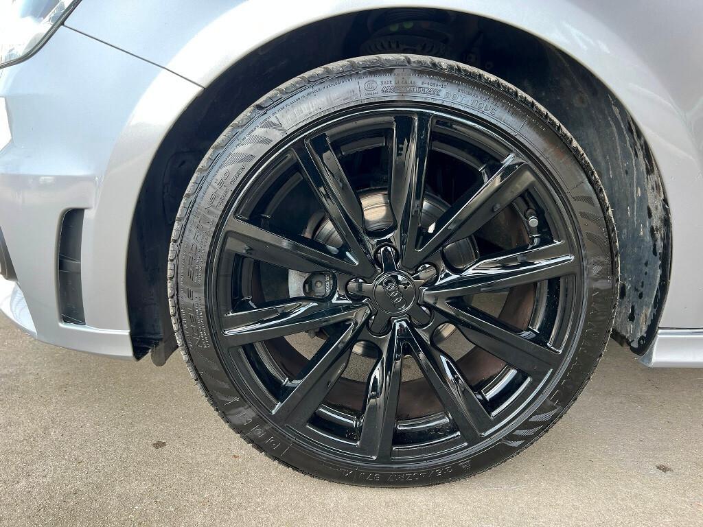 Audi A1 SportBack S-line 1.2 TFSI Full Optional