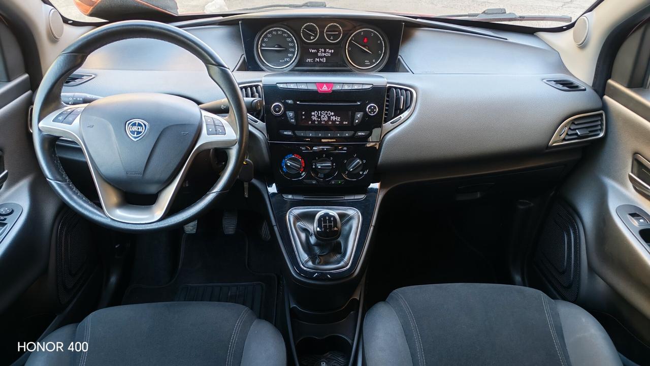 Lancia Ypsilon 1.2 69 CV 5 porte Opening Edition