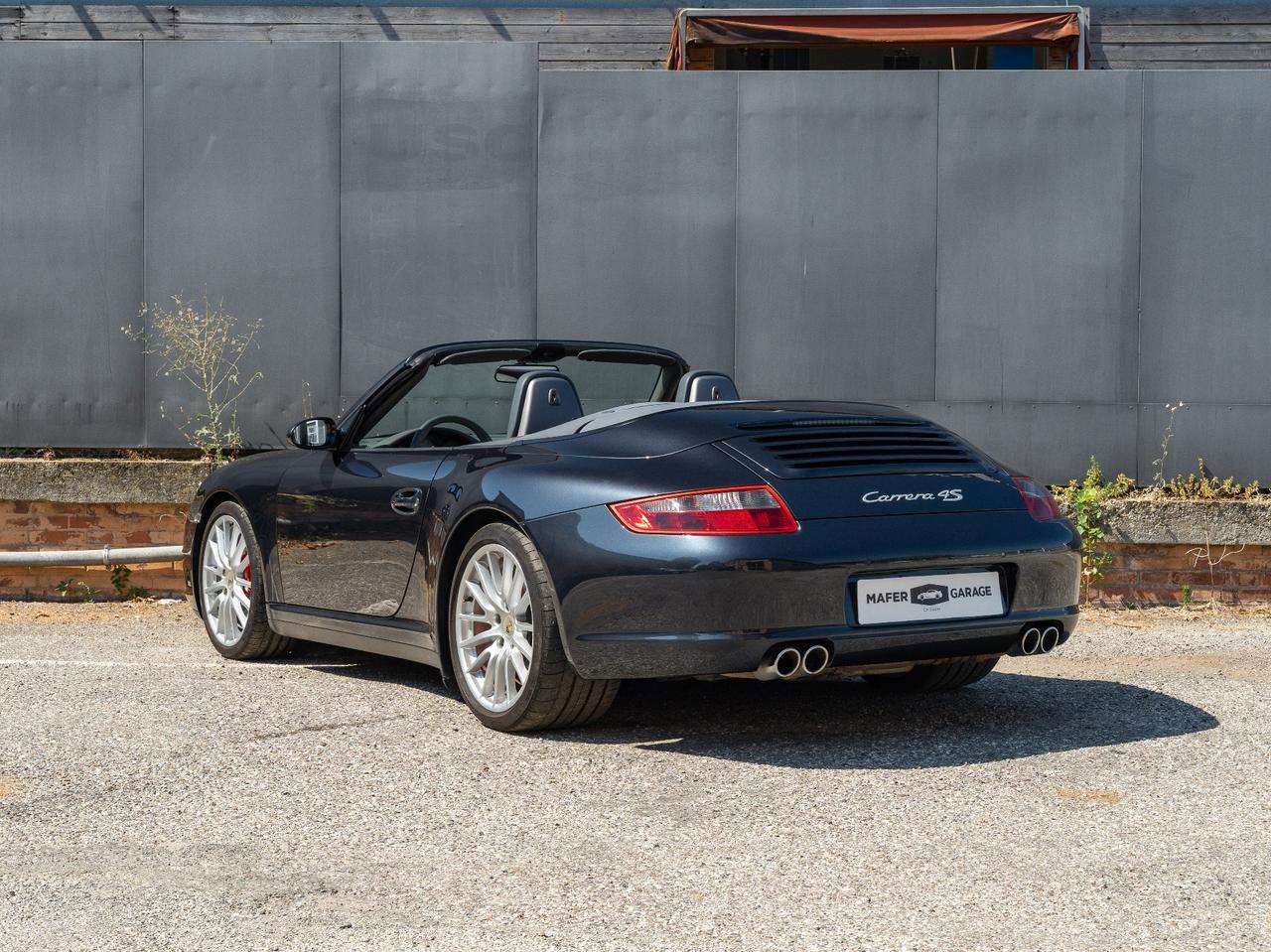 Porsche 911 Carrera 4S Cabriolet
