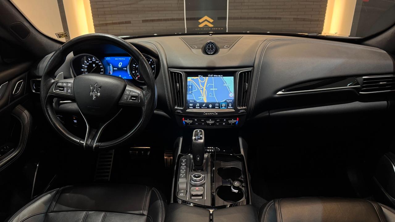 Maserati Levante V6 430cv AWD Gransport - 2019