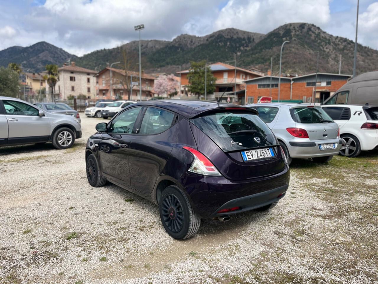 Lancia Ypsilon 1.3 Multijet 110000 km PARI AL NUOVO
