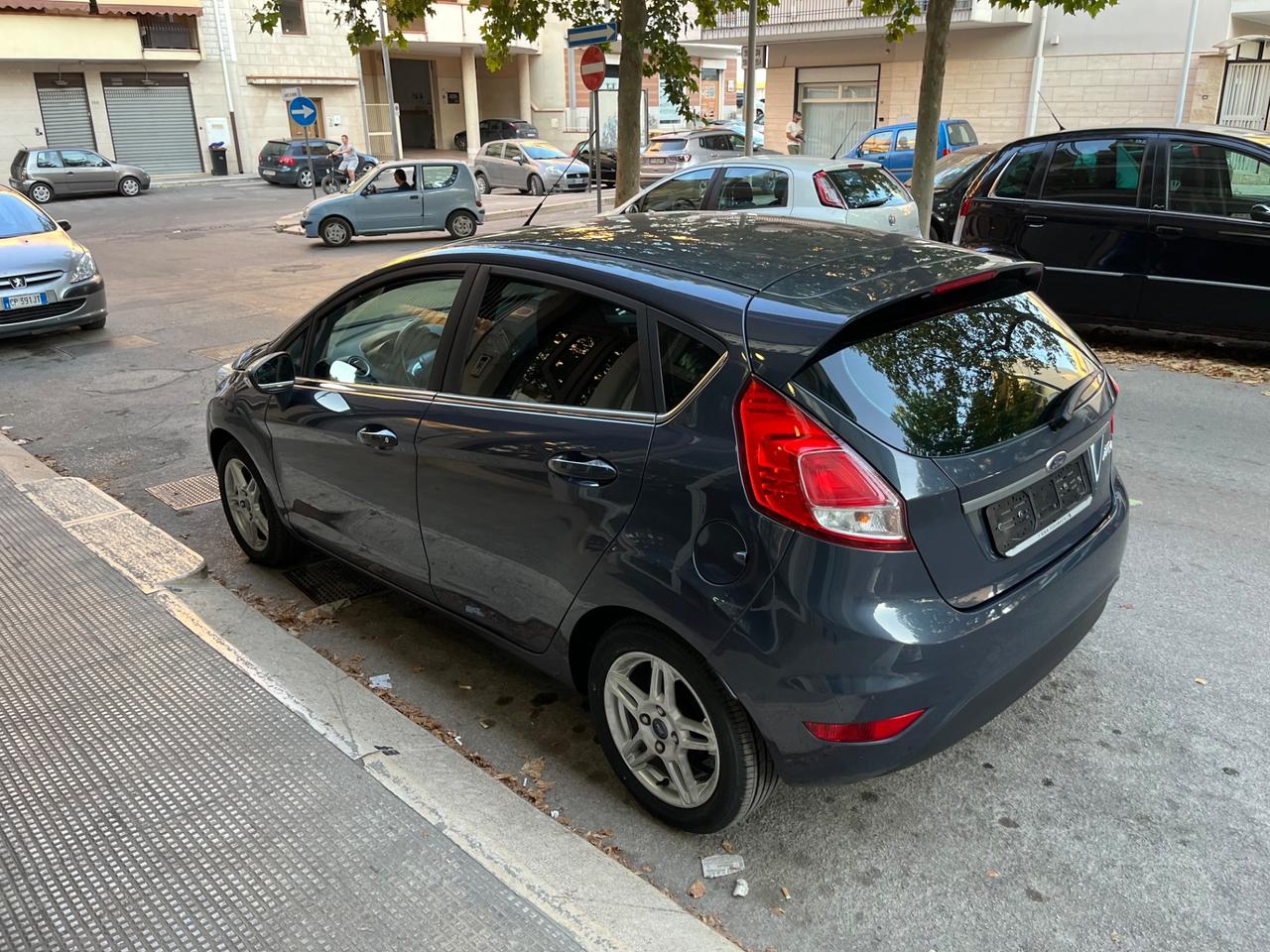 Ford Fiesta 1.5 TDCi 75CV 5 porte Titanium