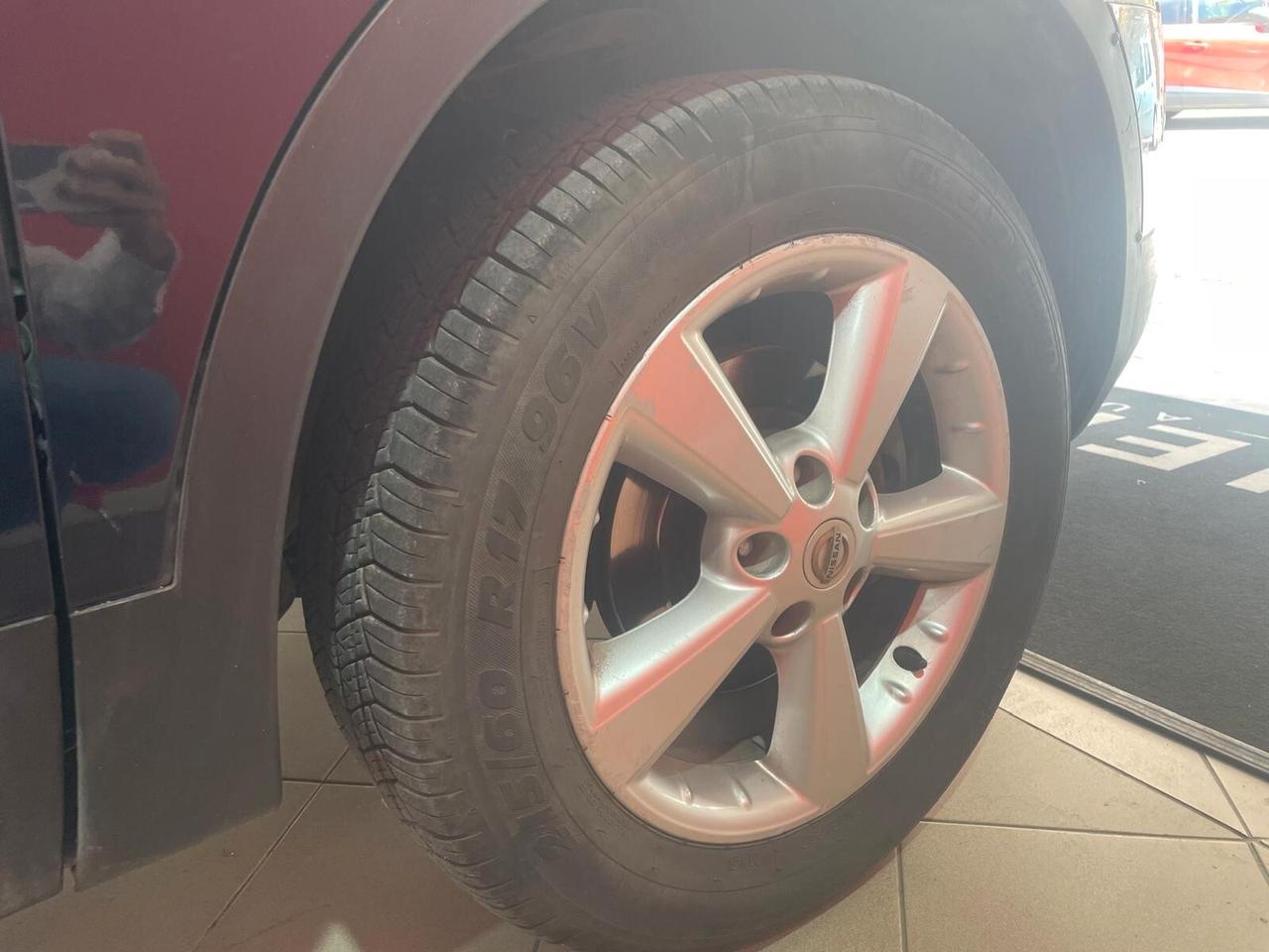 Nissan Qashqai Qashqai+2 2.0 dCi DPF Tekna