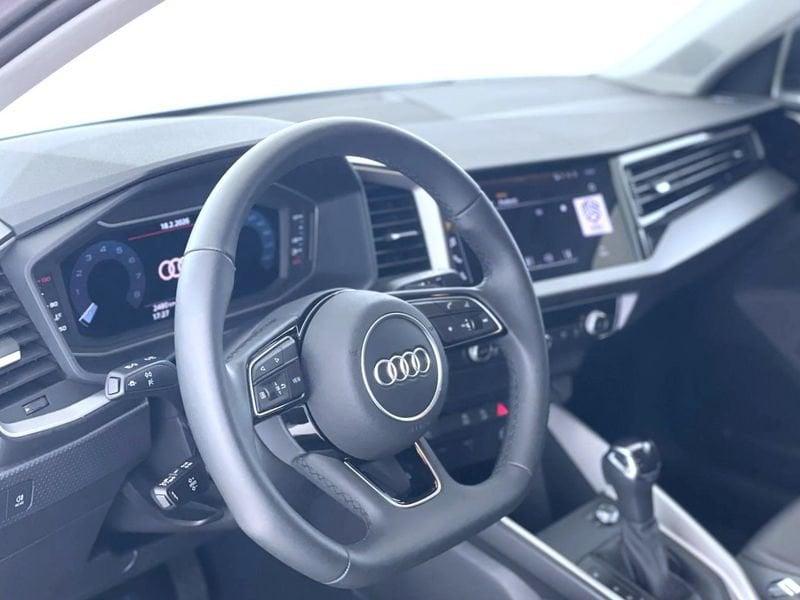 Audi A1 TFSI S Tronic Identity Contrast