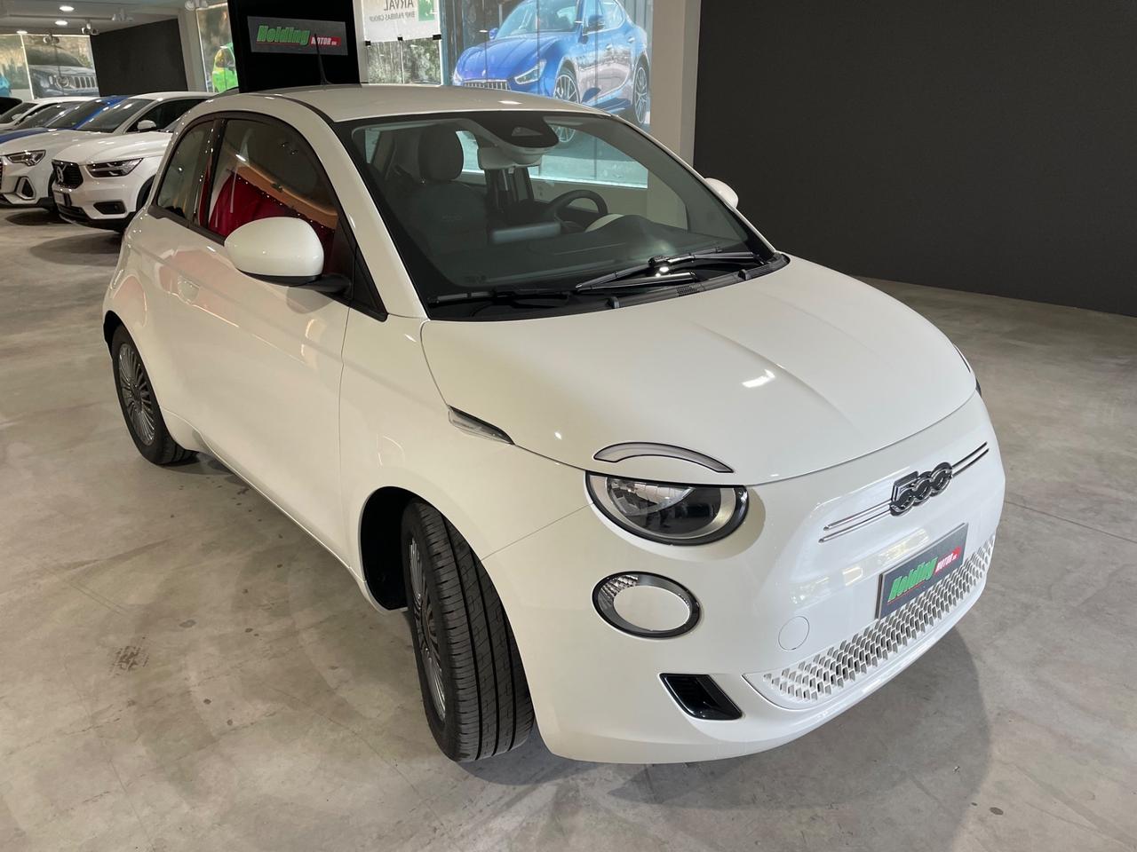 Fiat 500 500e Berlina 42 kWh Icon