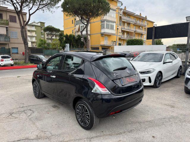 LANCIA Ypsilon 1.0 FireFly 5 porte S&S Hybrid Gold