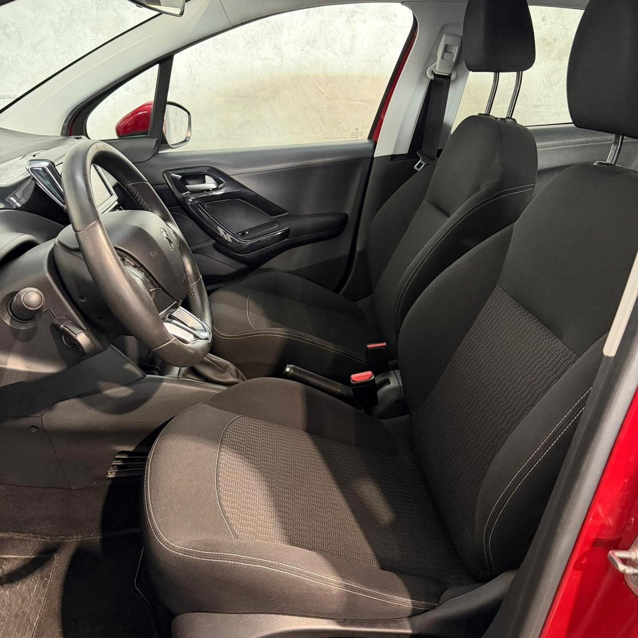 Peugeot 208 1.6 HDI ALLURE NEOPATENTATI