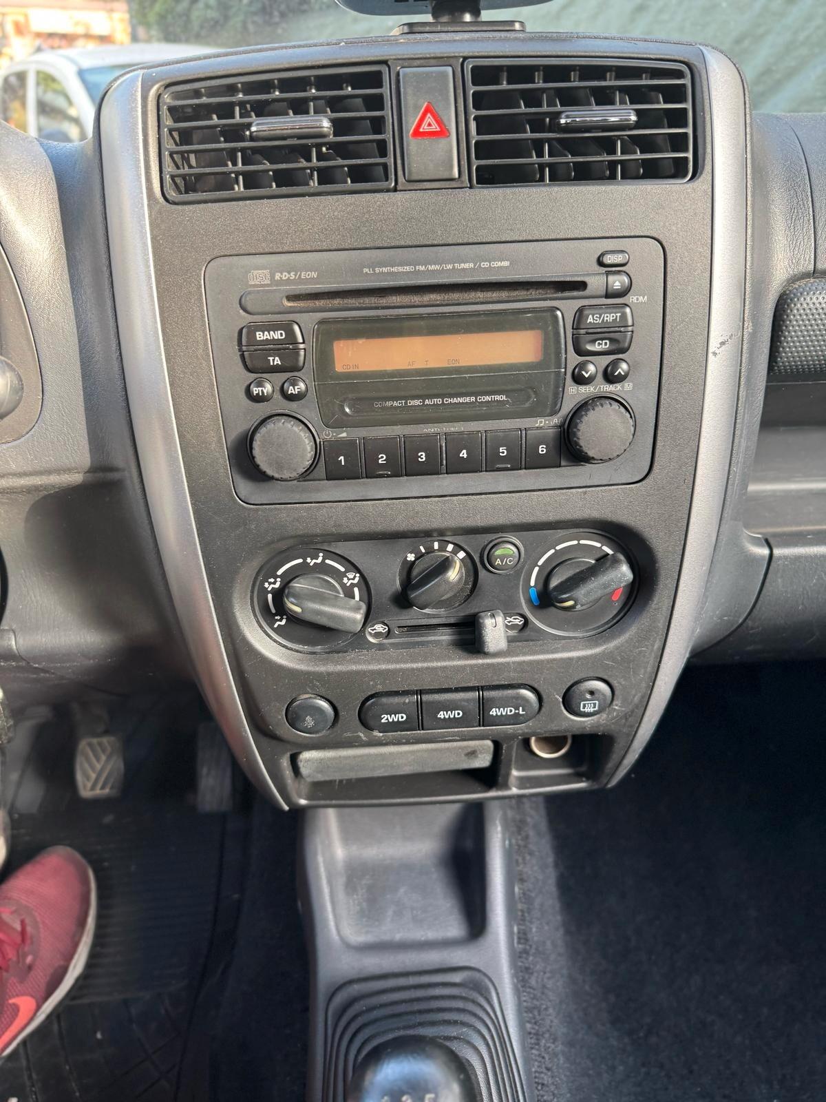 Suzuki Jimny 1.5 DDiS cat 4WD JLX Più