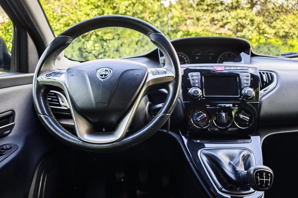 LANCIA Ypsilon 1.3 MJT 16V 95 CV 5 porte S&S Gold