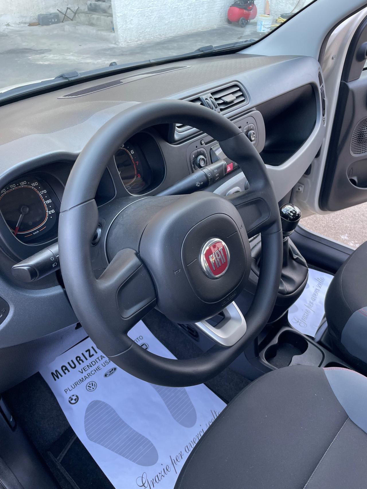 Fiat Panda 1.2 EasyPower Lounge dal nord italia tagliando e distribuzione ok