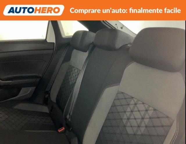 VOLKSWAGEN Taigo 1.0 TSI 110 CV DSG R-Line