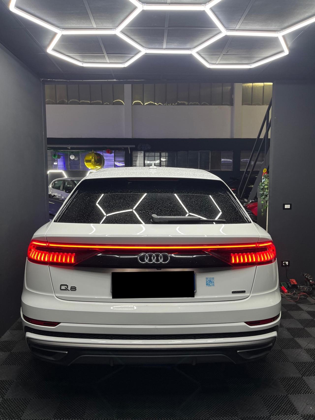 Audi Q8 3.0 TDI Mild Hybrid – 2020 – 238 CV – Full Optional