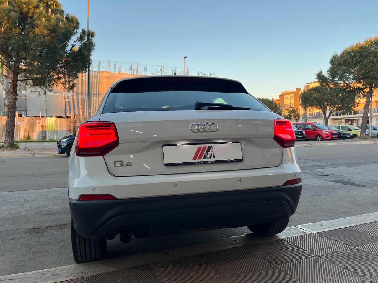 AUDI Q2 30 TDI S tronic Business Design