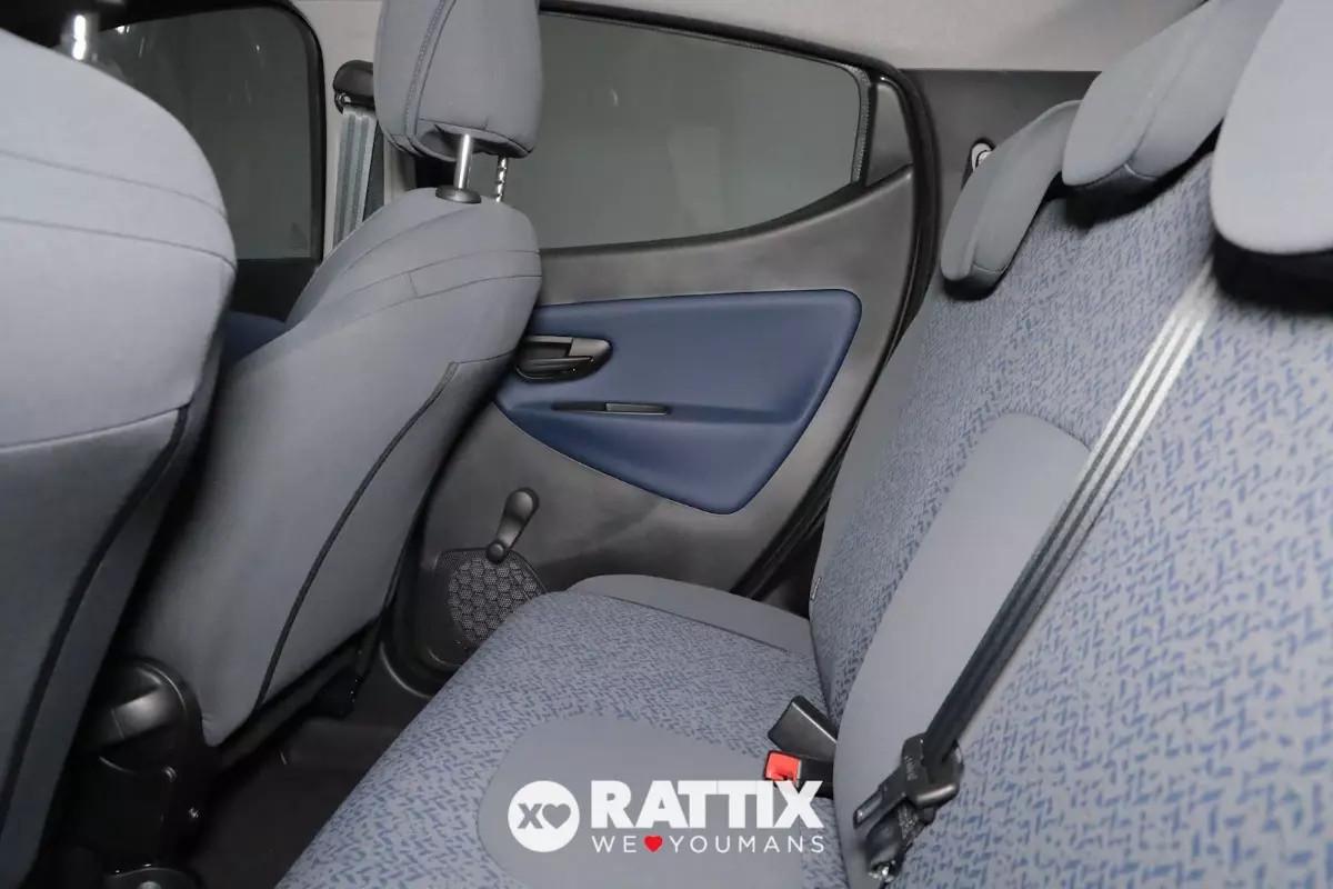 Lancia Ypsilon 1.0 Firefly Hybrid 70CV Oro