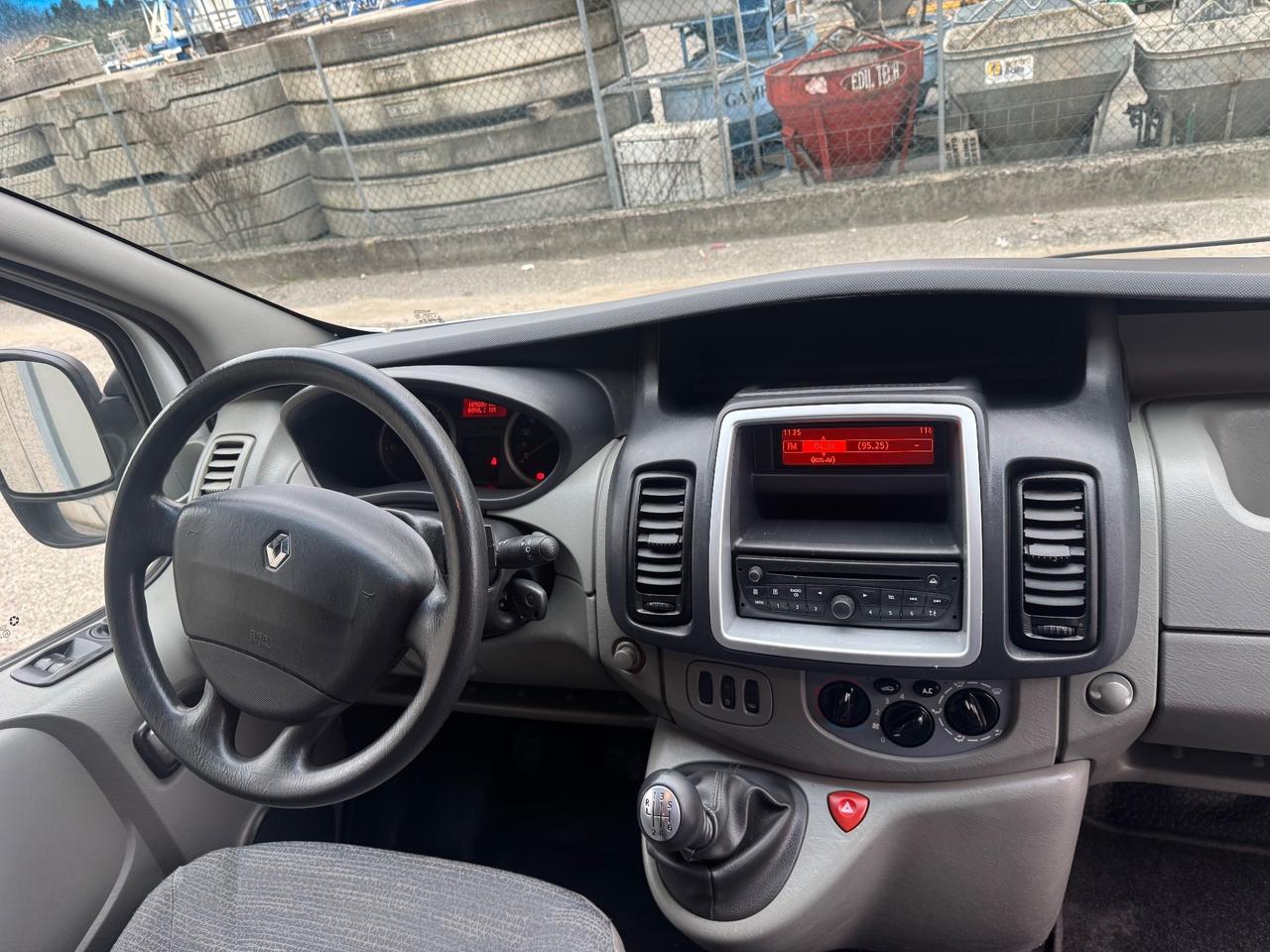 Renault Trafic 9 POSTI