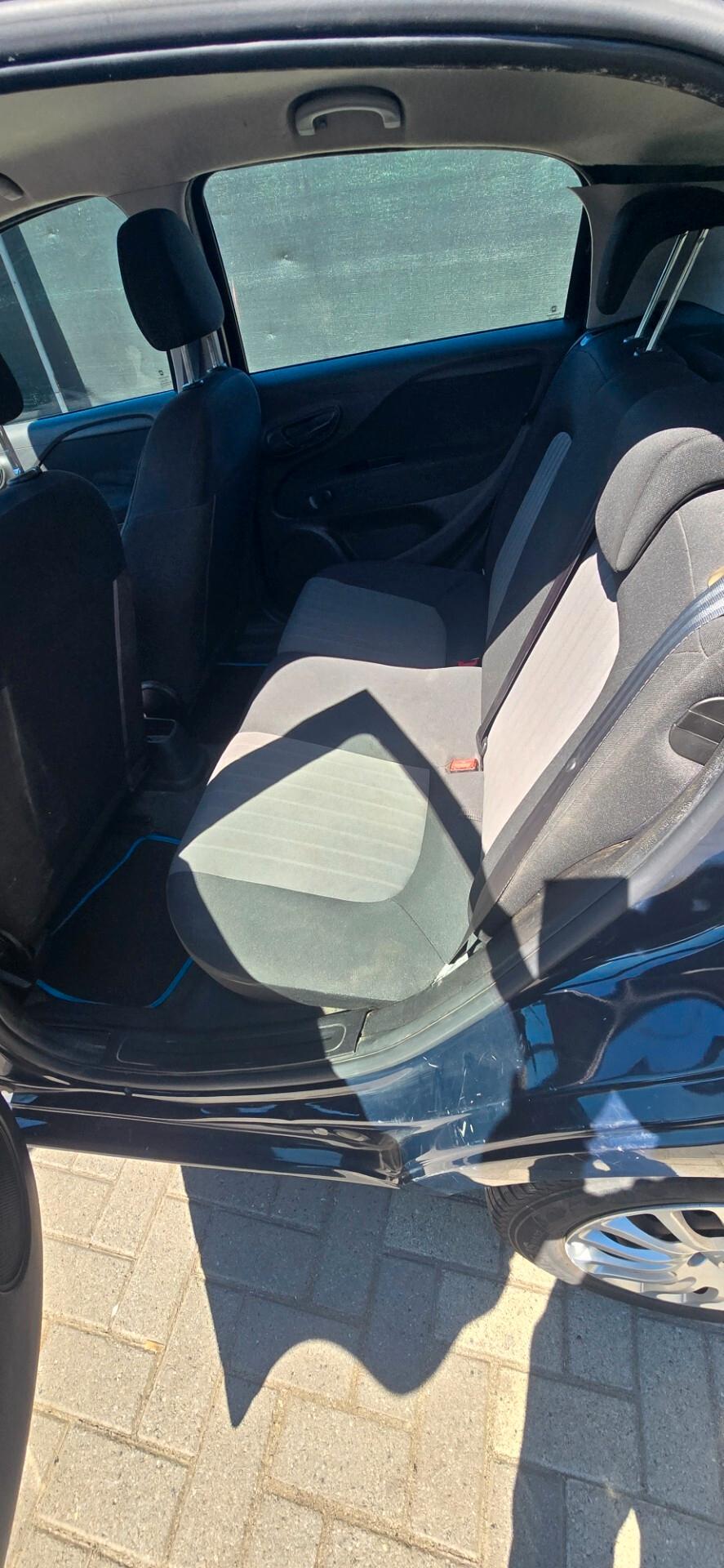 Fiat Punto 1.4 benzina gpl