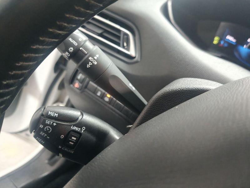 Peugeot 308 Active Business BlueHDi 130 S&S