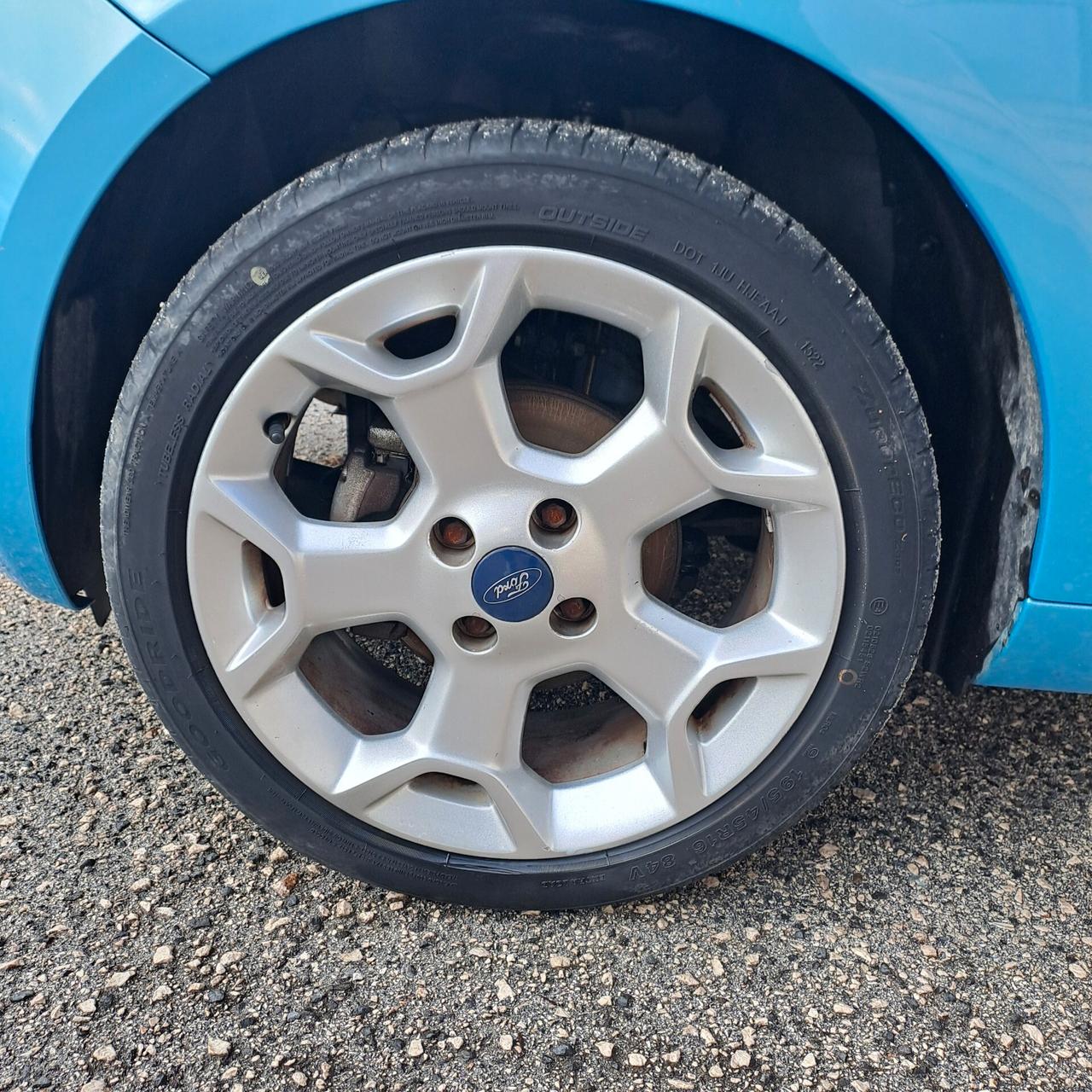 Ford Ka+ 1.3 Mtj 75cv Titanium