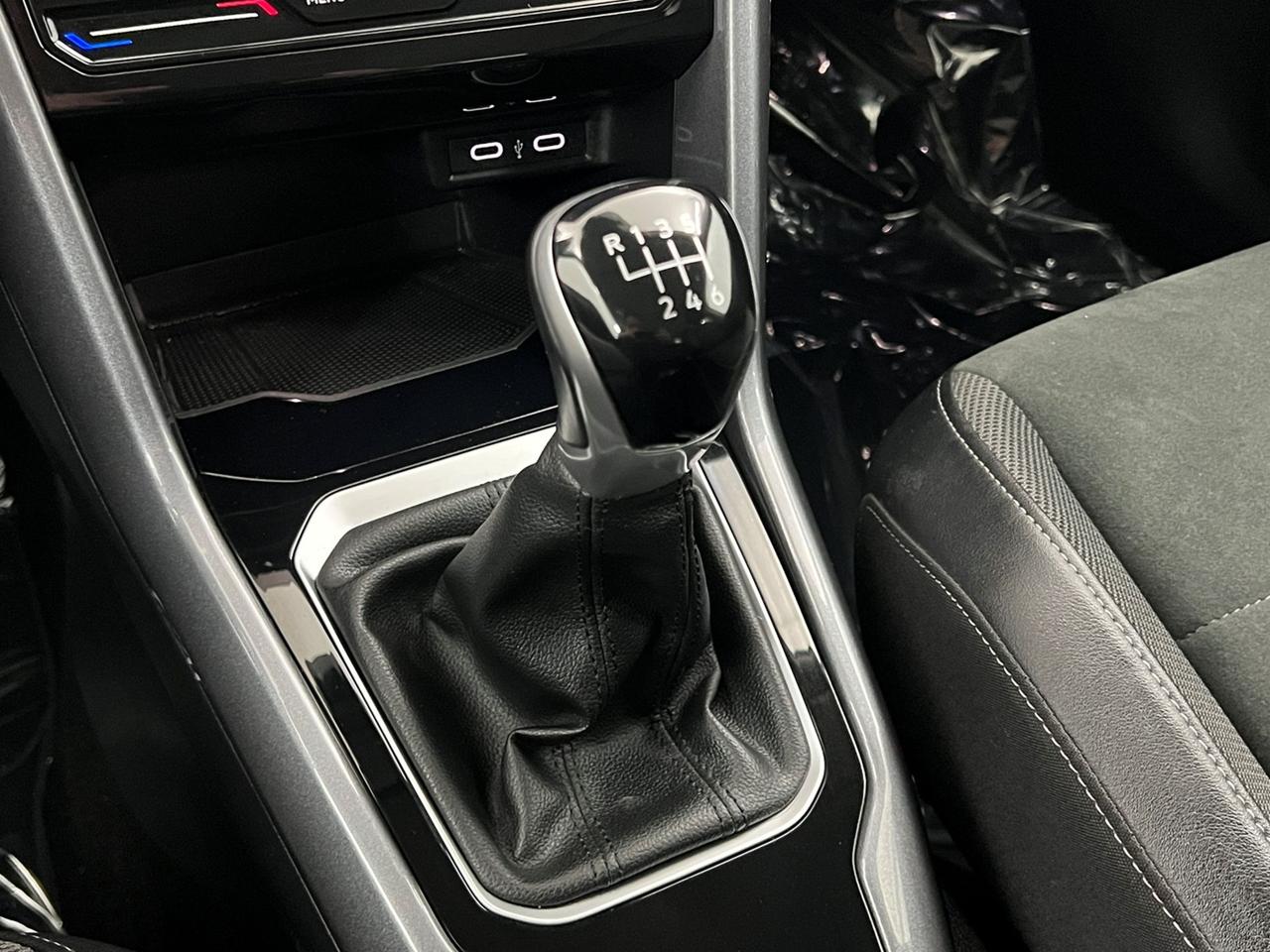 VOLKSWAGEN T-Roc 2022 T-Roc 1.0 tsi Style 110cv