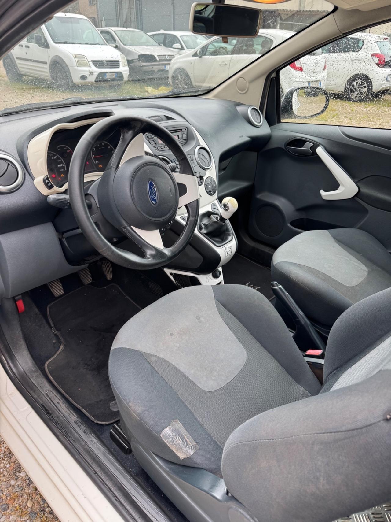 Ford Ka 1.2 benzina 69CV 2015