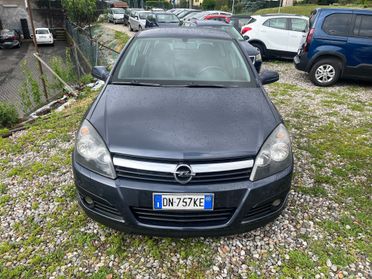 Opel Astra 1.6 16V VVT 5 porte Easytronic Cosmo Si Permuta