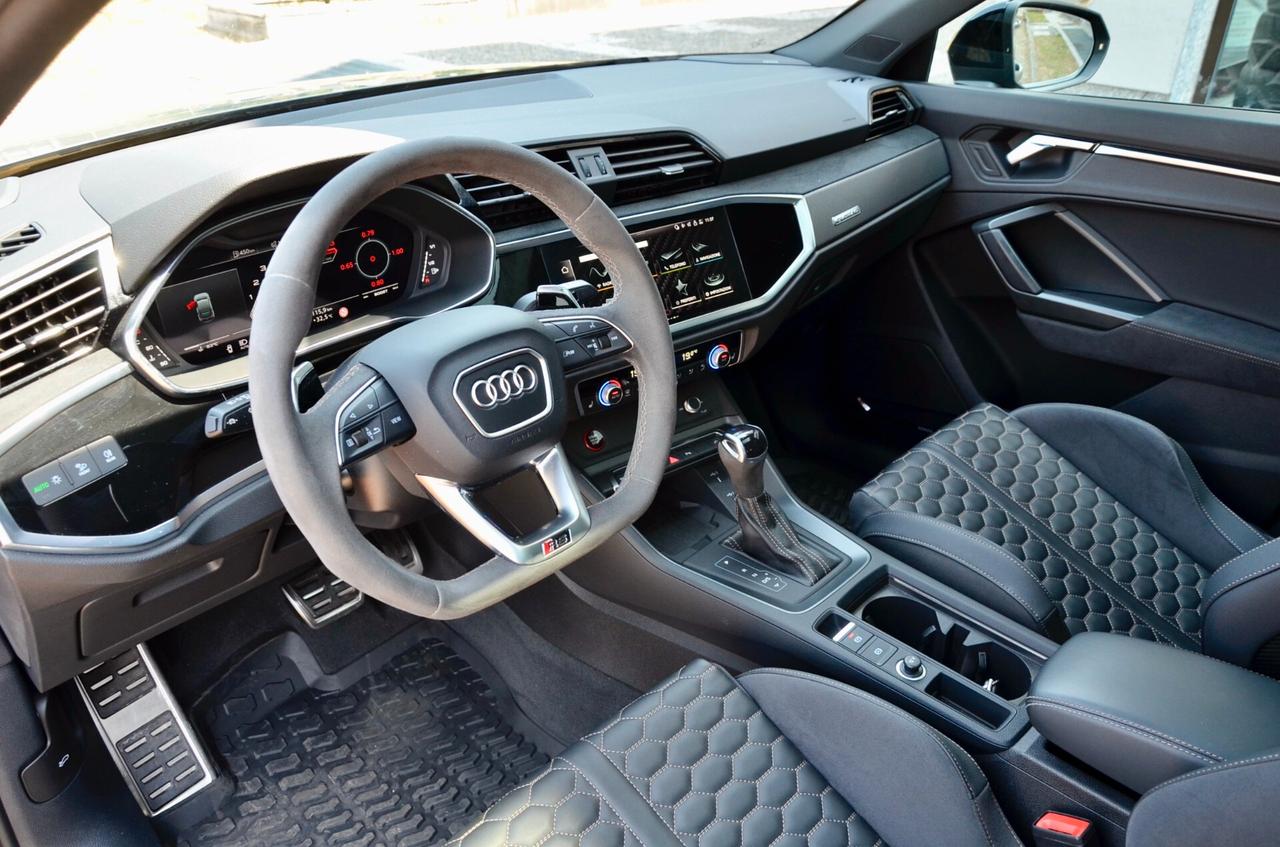 AUDI RSQ3 SPORTBACK 2.5 EDITION 10 YEARS QUATTRO 400cv S-TRONIC, BOLLO E SUPER 4/27, SERVICE AUDI, CARBOCERAMICA, TETTO, SEDILI CARBONIO, MATRIX, HI-FI SONOS, PERMUTE
