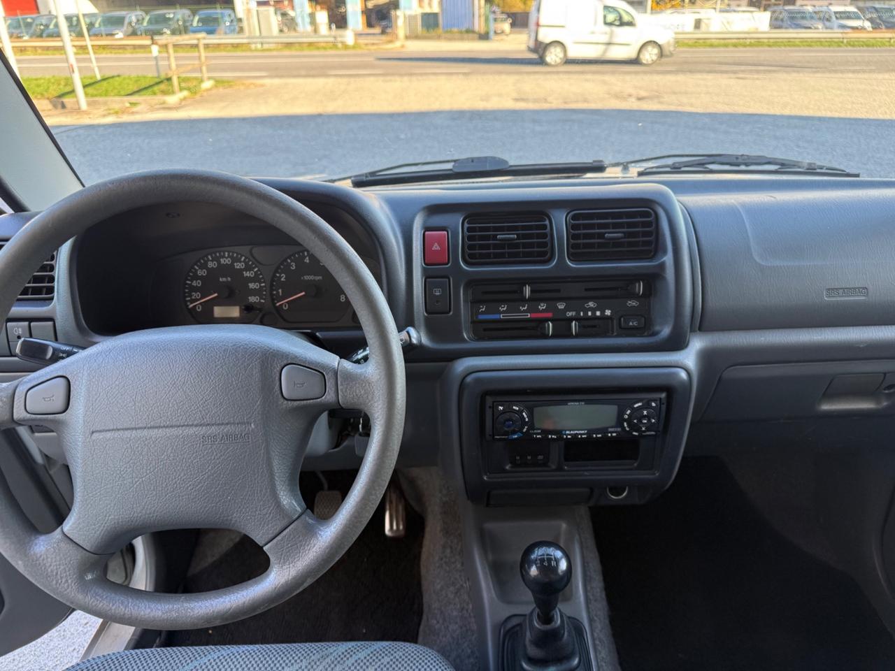 Suzuki Jimny - 1.3i 4WD JLX