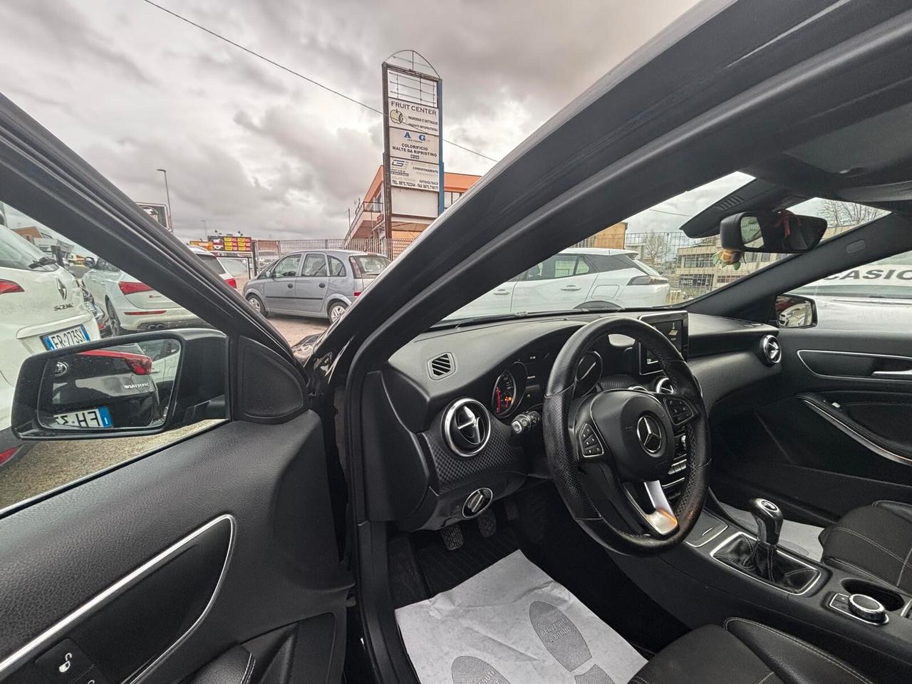 Mercedes-benz A 180 d Premium