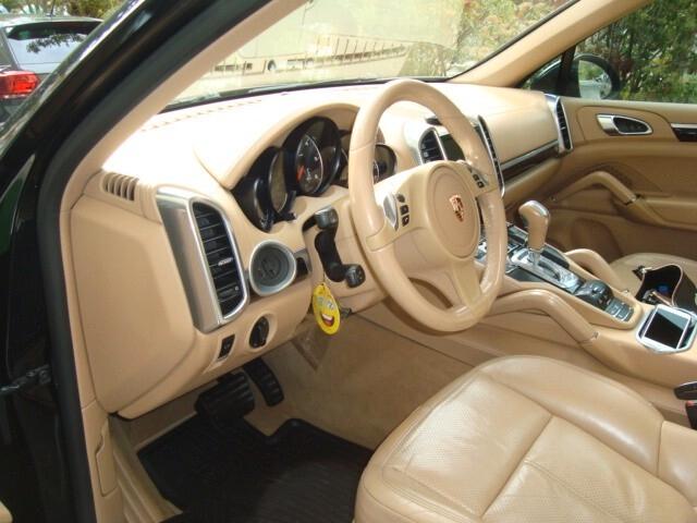 Porsche Cayenne 3.0 Diesel cert Porsche Service