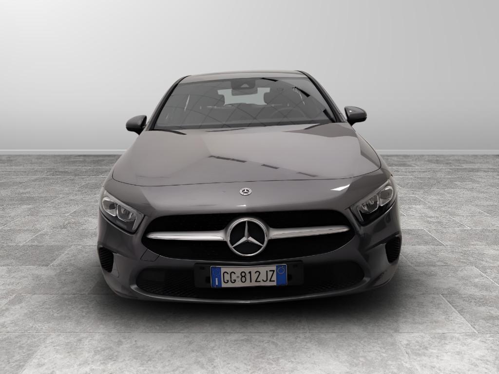 Mercedes-Benz Classe A - W177 2018 - A 180 d Sport auto