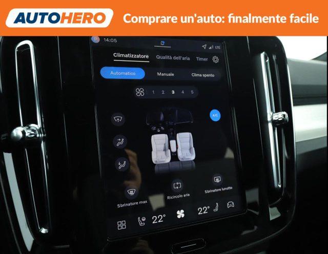 VOLVO XC40 B3 automatico Plus Dark