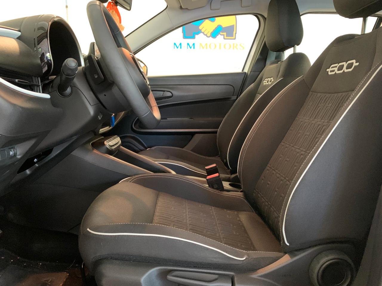 Fiat 600 Hybrid 100 CV DCT MHEV La Prima