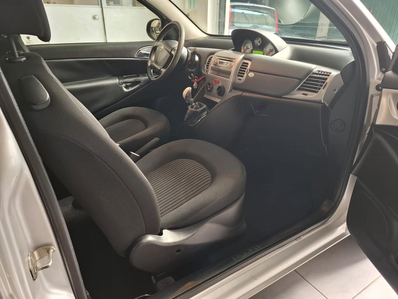 Lancia Ypsilon 1.2 benzina