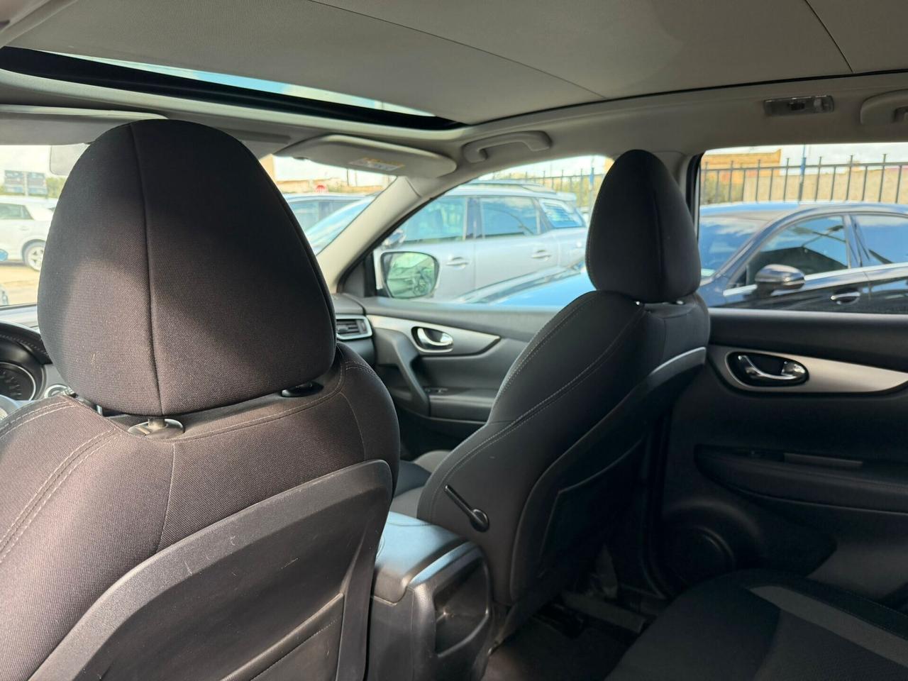 Nissan Qashqai 1.5 dCi N-Connecta