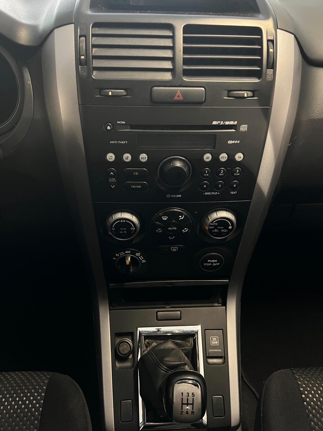 Suzuki Grand Vitara Grand Vitara 1.9 DDiS 4x4 GANCIO TRAINO/AHK Neopatentati