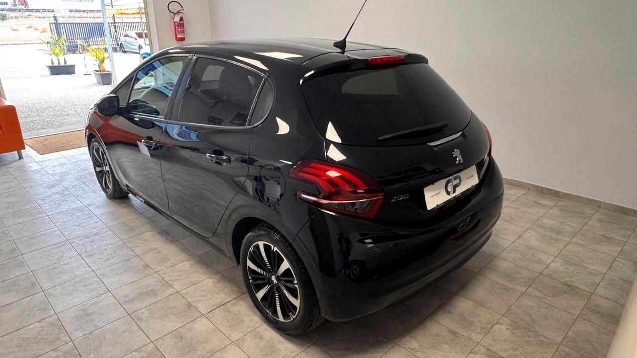 Peugeot 208 BlueHDi 100 S&S 5 porte Signature
